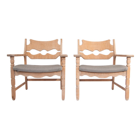 #140 Pair of Lounge Chairs by Henry Kjaernulf